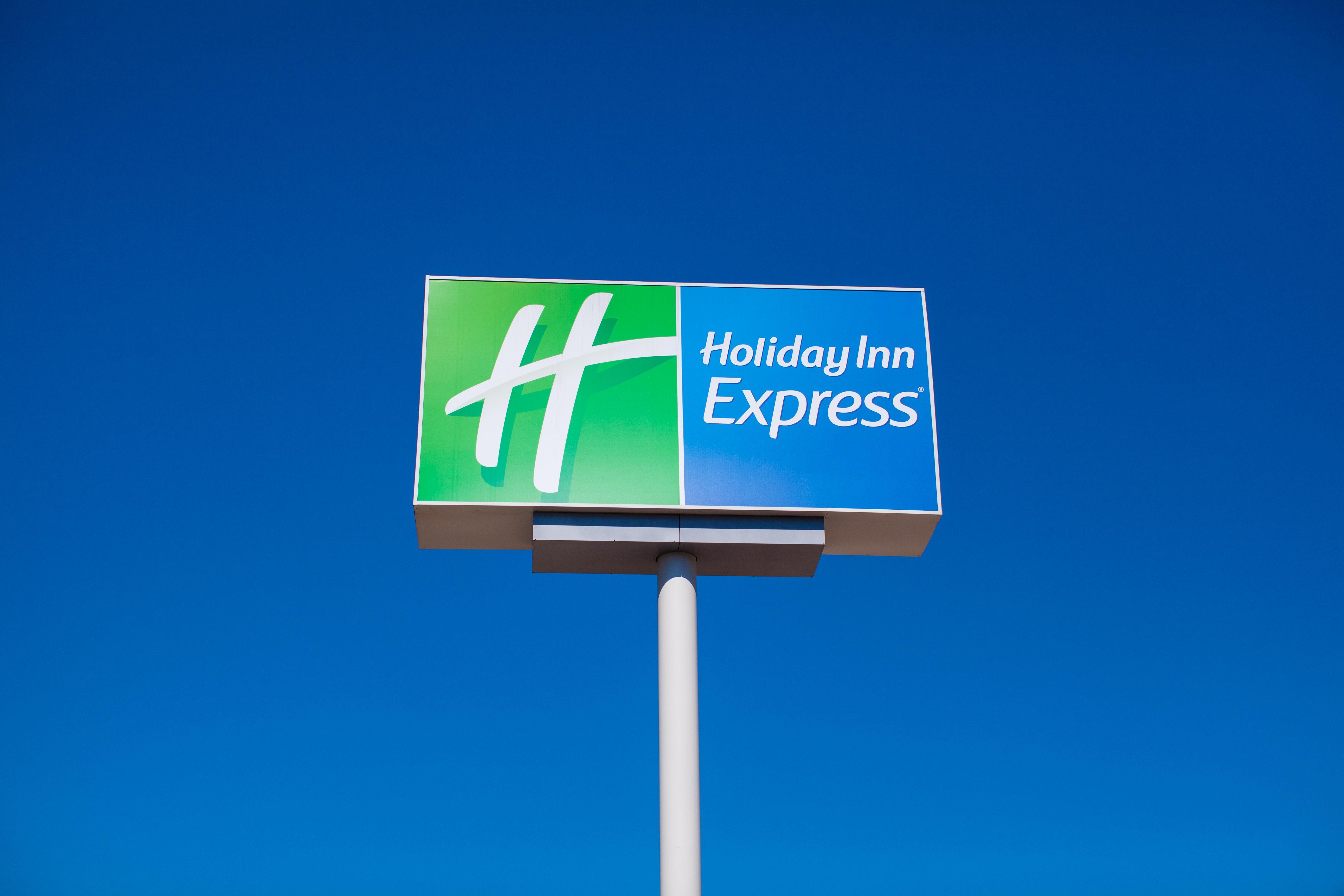 Holiday Inn Express Toulon - Est, An Ihg Hotel Extérieur photo